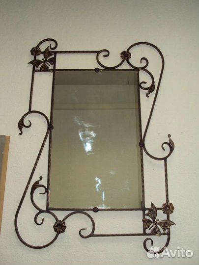 Кованое зеркало № 35