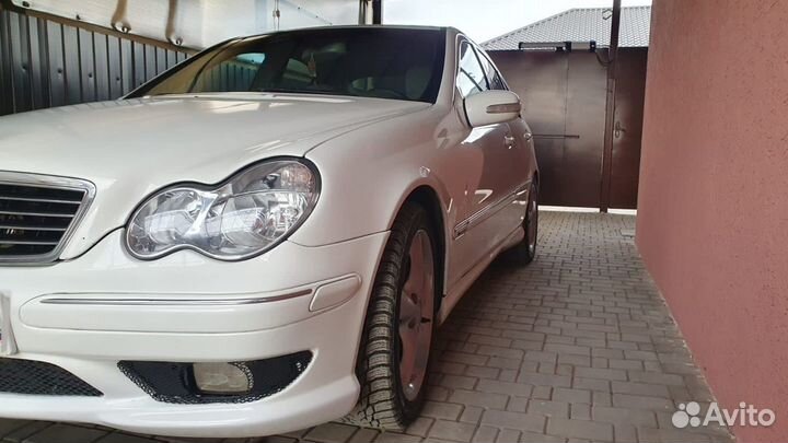 Mercedes-Benz C-класс 1.8 AT, 2005, 266 000 км