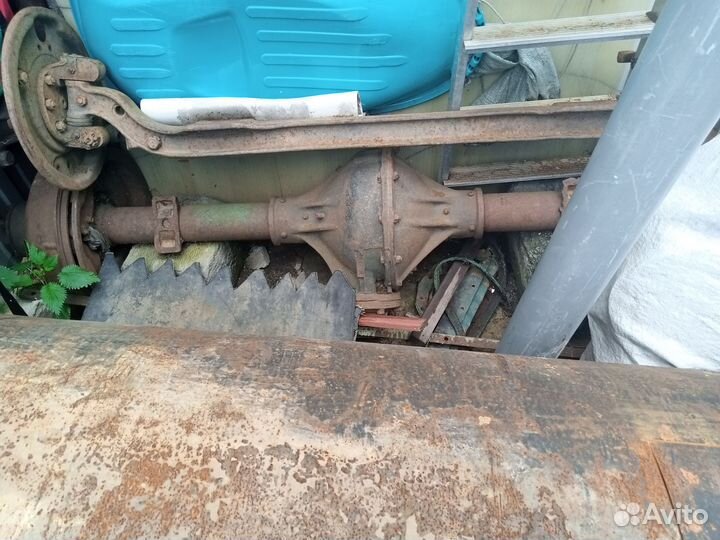 Продам задний мост газ 51 и переднюю балку газ 51