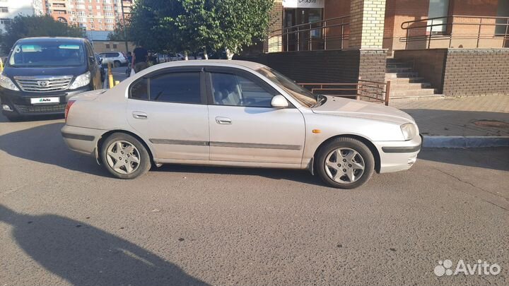 Hyundai Elantra, 2005