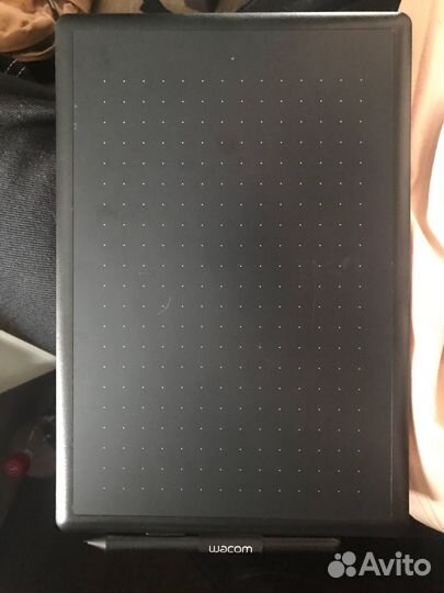 Графический планшет wacom medium one 2