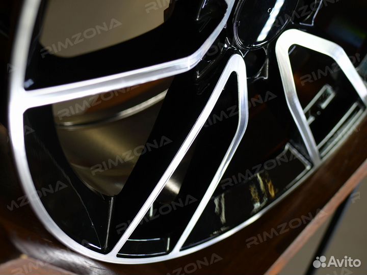 Литые диски AMG R19 на Mercedes. Арт2909