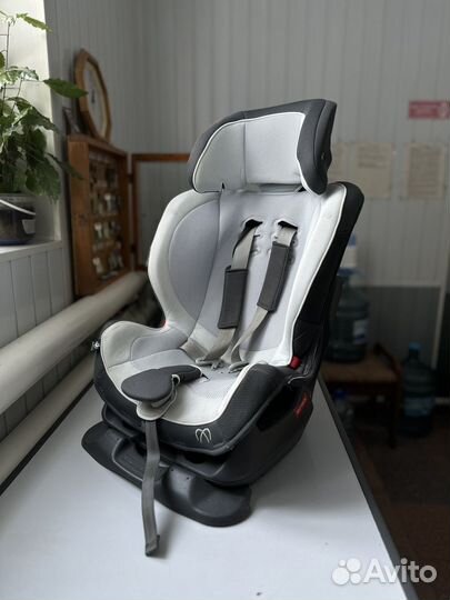 Детское кресло Carmate swing Moon