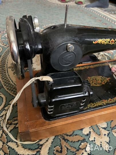 Швейная машина Подольск с электроприводом