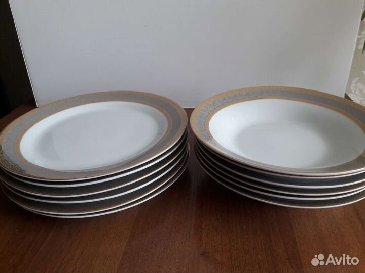 Набор тарелок 18шт. новый