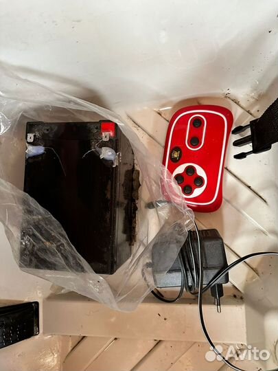 Детский электромобиль бу