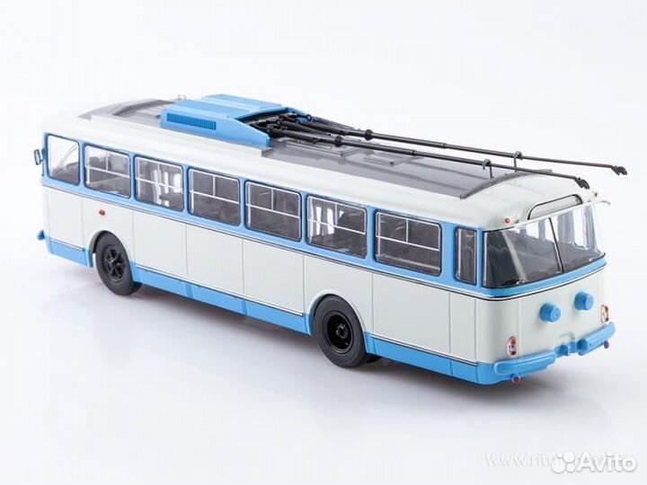 Троллейбус Skoda-9TR