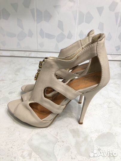 Босоножки женские 35 размер
