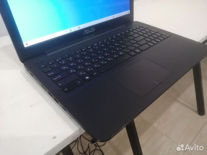 Производительный ноутбук Asus на SSD