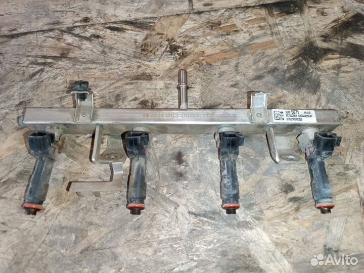 Рампа топливная Chevrolet Cobalt седан B15D2 2013