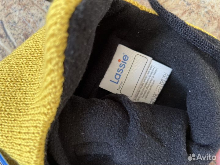Новая тёплая шапка lassie, reike