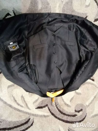 Костюм тройка для мальчика 146-152