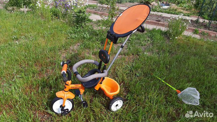 Трехколесный детский велосипед коляска