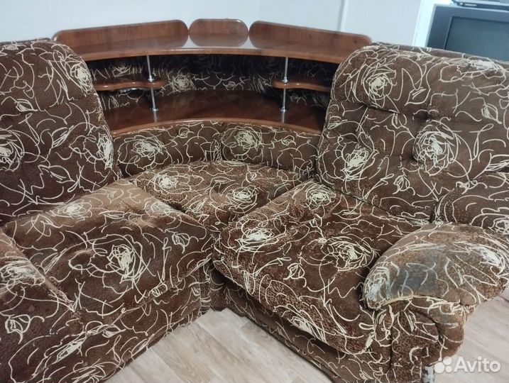 Угловой диван