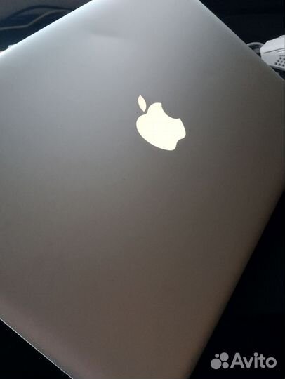 Macbook pro 13 2010, 6Gb, SSD 500 Gb