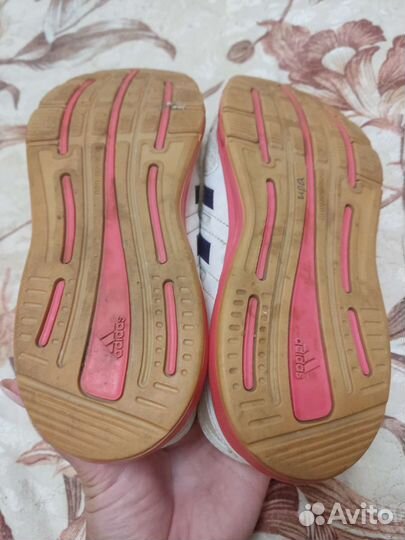 Кроссовки adidas