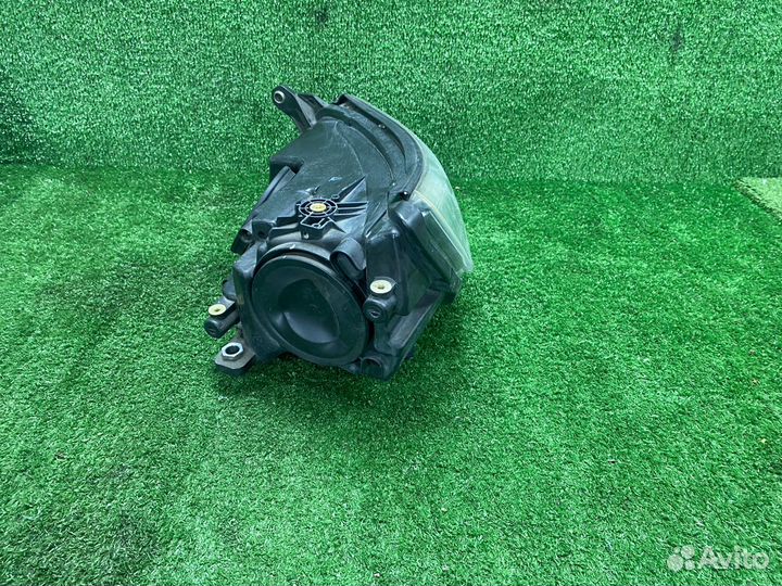 Фара левая правая ксенон адаптив AFS Tiguan Volksw