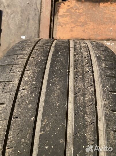 Pirelli P Zero SUV 295/35 R21 и 315/30 R22 107Y