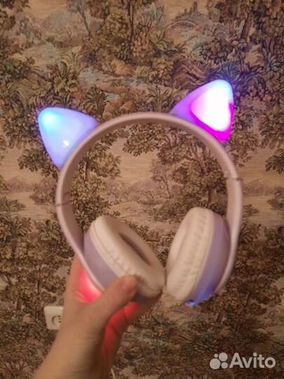 Беспроводные наушники 