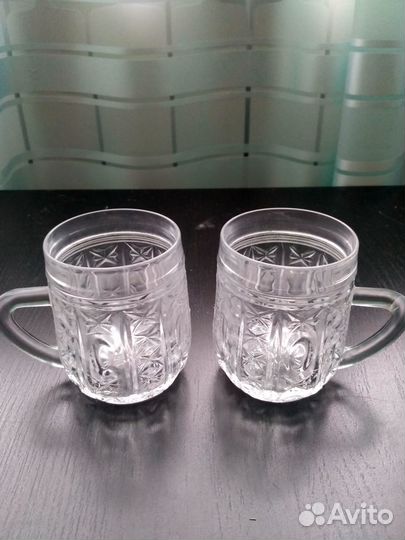 Продаю хрустальные кружки 150мл 2шт