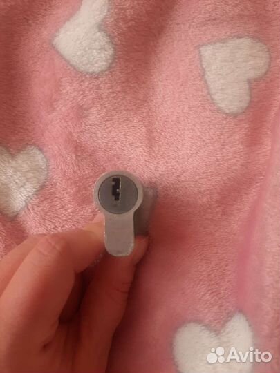 Личинки 2 шт