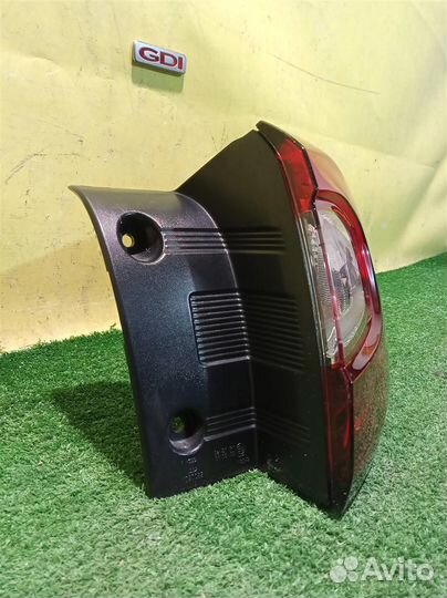 Фонарь задний наружный правый Renault Kaptur 2016