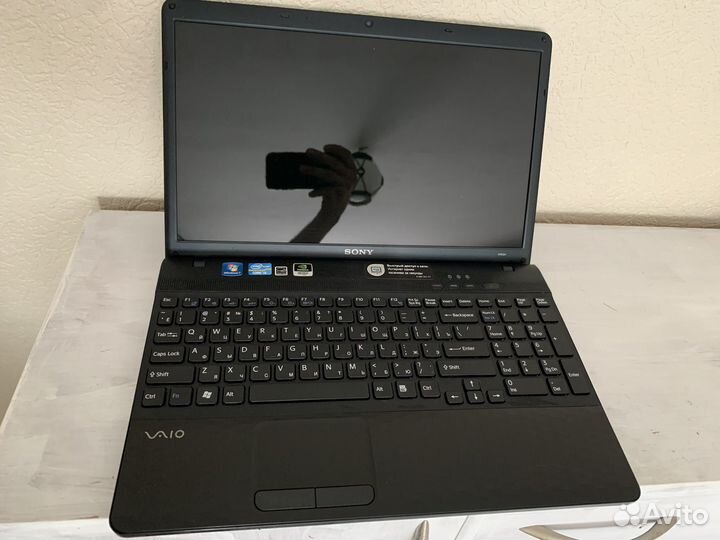 Ноутбук Sony vpceh2S1R, i5-2430,4gb,640gb, GT-410