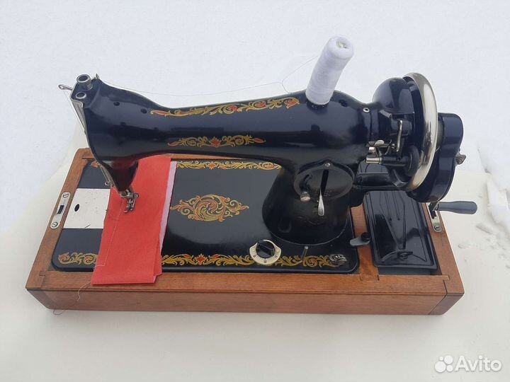 Швейная машинка подольская ручная