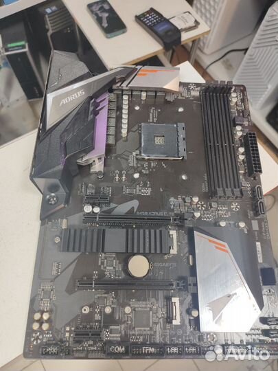 Материнская плата AM4 gigabyte B450 aorus elite