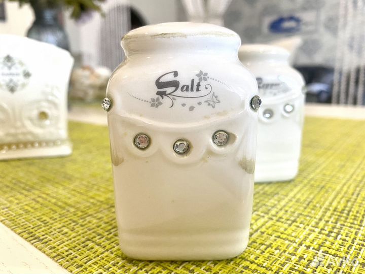 Набор для кухни, солонка, перечница, салфетница