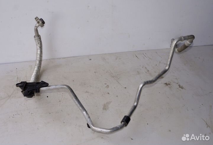 Трубка кондиционера короткая Skoda Fabia