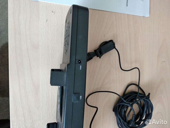 Зеркало с блутуз и Держатель для пиджака