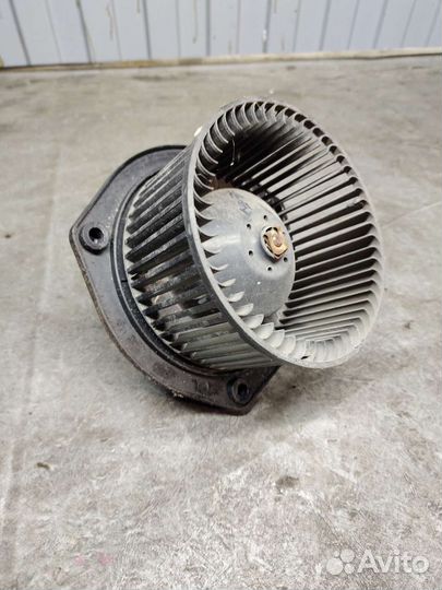 Моторчик печки Шевролет Нива
