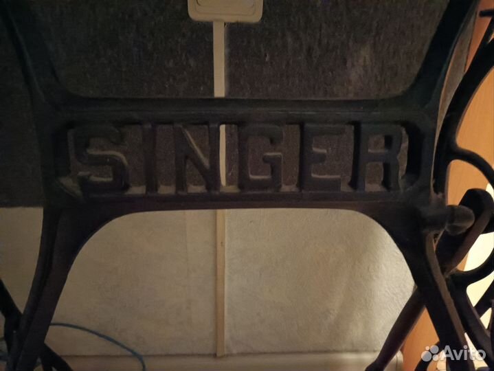 Швейная машина Singer