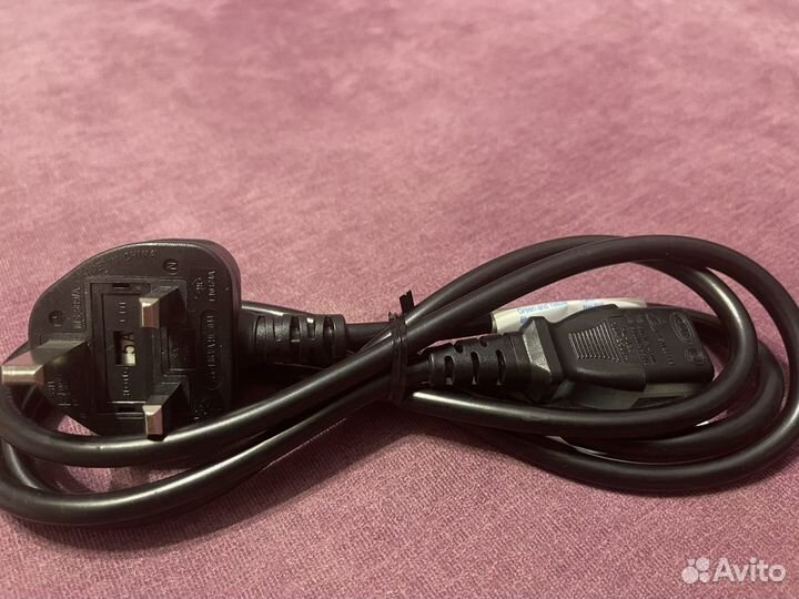 Шнур с вилкой для розетки