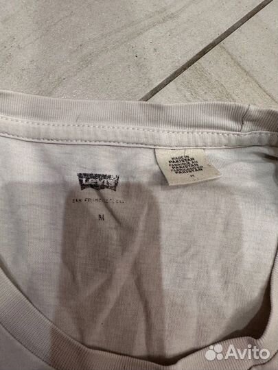 Футболка levis