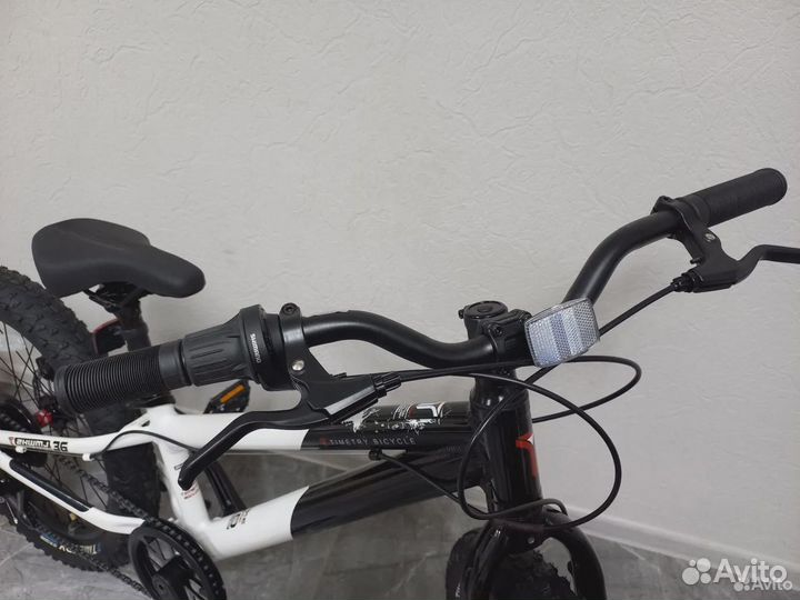 Велосипед подростковый полуфэтбайк на Shimano