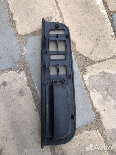 Ручка двери внутренняя Фольксваген Гольф 4