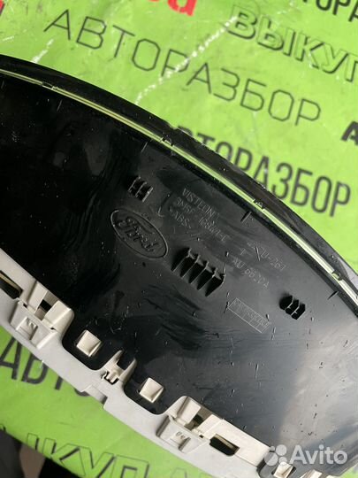 Приборная панель Ford C-Max