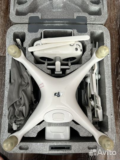 Квадрокоптер dji phantom 4