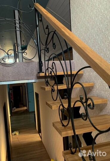 Прямая лестница на металлокаркасе