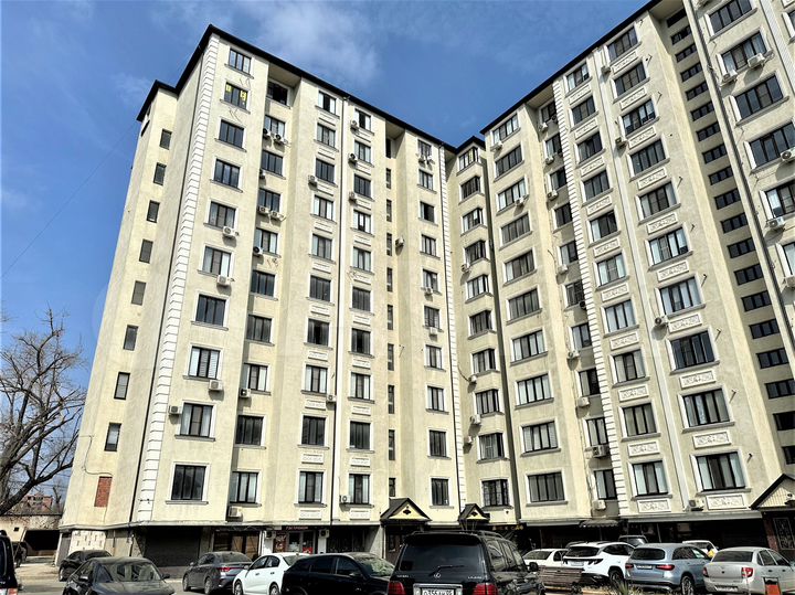 3-к. квартира, 136 м², 5/10 эт.