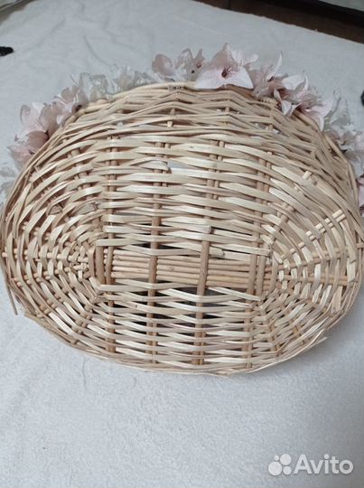 Корзина-лежанка для кошек и маленьких собак