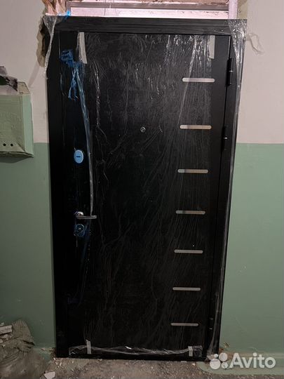 Дверь входная металлическая