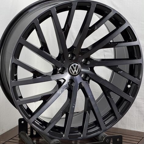 Литые диски Audi 9×R21 5×112