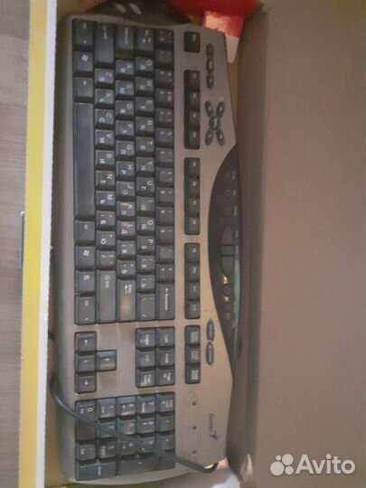 Клавиатура Genius новая в коробке