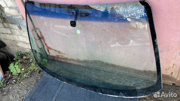 Стекло лобовое Mitsubishi Galant 7 E54A 1993