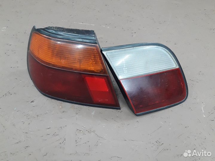 Фонари задние Nissan Almera N15