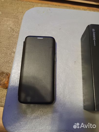 Samsung Galaxy S8, 4/64 ГБ