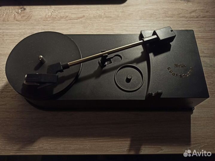 Виниловый проигрыватель Wini USB Turntable EC008b
